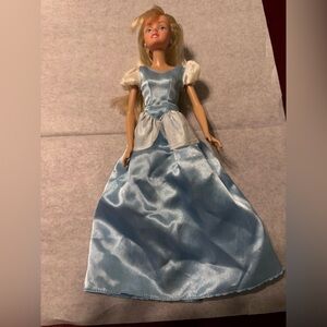 Disney Princess Cinderella EUC Vintage 12” Blue Dress Blonde Hair No Marks